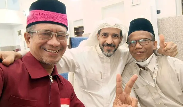 13 Tahun Menanti, Guru Asal Siak Akhirnya Bisa Berhaji, Menangis Melihat Ka'bah